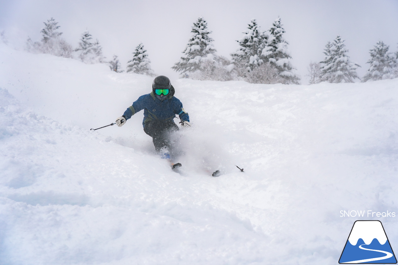 士別市日向スキー場　地元スキーヤーの皆さんと一緒に道北屈指の豪雪パウダーを心ゆくまで、滑る、滑る、滑る！